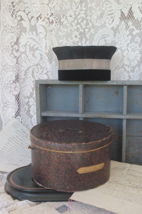 French Brocante - For Sale - Toque de Juge ou AvocatDescription: <p>Late 19th/early 1900's French avocat lawyer's toque hat in it's original box with the avocats name label on the side and inside the lid</p>

<p>The hat in perfect antique condition, no damage to the velvet or silk fabrics and the silver metallic braid is intact but slightly oxidised</p>

<p>M. Bonnards name is also written by hand on a cloth label inside the hat </p>

<p>The box is also in perfect condition</p>
