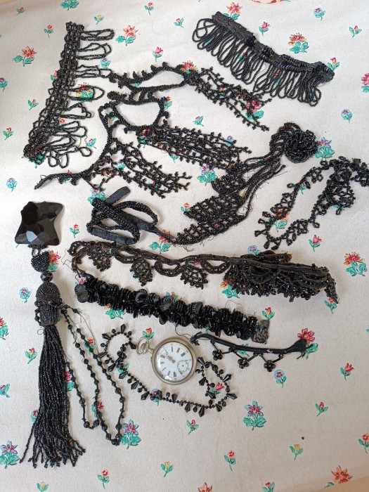 French Brocante - For Sale - Mixed Lot of Jet Bead FragmentsDescription: <p>A mixed bag of 11 fragments of beadwork, fringe, and trims, there are some losses, but all are good for small projects</p>

