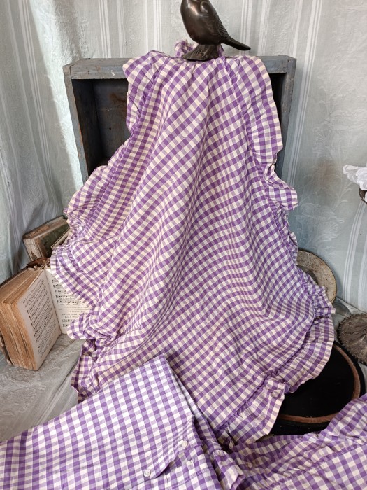 French Brocante - For Sale - Vintage Purple Gingham Pillow SlipsDescription: <p>There are three of these vintage purple gingham rectangular pillow shams, 70cm by 50cm and one smaller 66cm by 55cm, they have signs of wear and use including a few tiny holes, pearl button closure, the measurements include the frill.</p>

<p>They have been soaked and laundered</p>

<p>Price is each</p>
