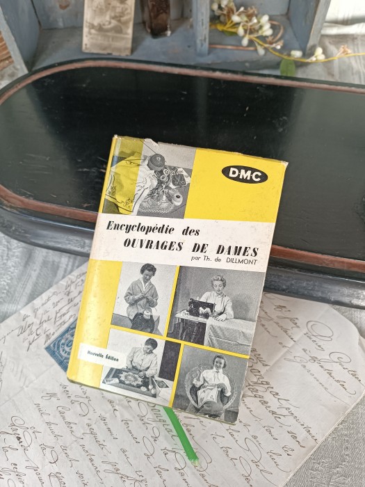 French Brocante - For Sale - Vintage DMC Needlecraft Book Description: <p>Needlecraft skills book published by DMC covering practically all the techniques you might wish to try, lace making, embroidery, sewing, crochet....</p>

<p>Extra bonus that it has kept its fly leaf, no publishing date however the photos on the cover look like 1940/50's</p>

<p>&nbsp;</p>
