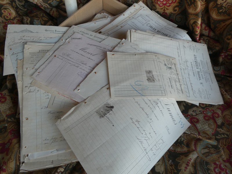 French Brocante - For Sale - Batch of 12 Original Merchant Receipts for Craft, Description: <p>These turn of the century merchant receipts and cheques have great graphics and script, some have stamps and attachments pinned to them ideal for collage, journaling, paper art</p>

<p>We have a big batch, all sizes and designs, we can either surprise you or send you photos of a couple of batches to choose from</p>

<p>Price is for 12 receipts</p>
